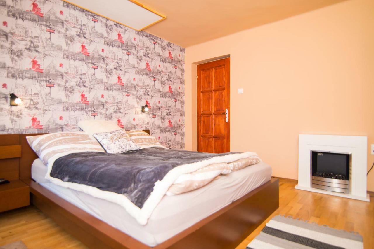 Oeskarszt Apartman Urkut Exterior foto