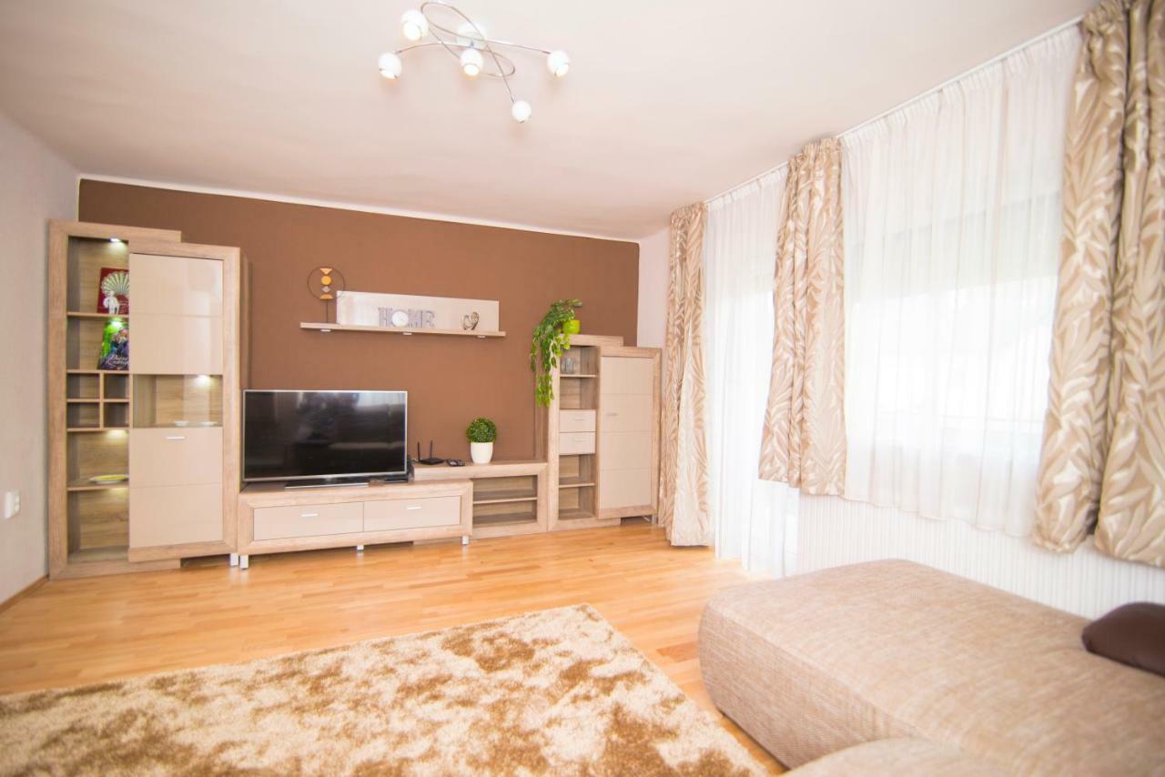 Oeskarszt Apartman Urkut Exterior foto